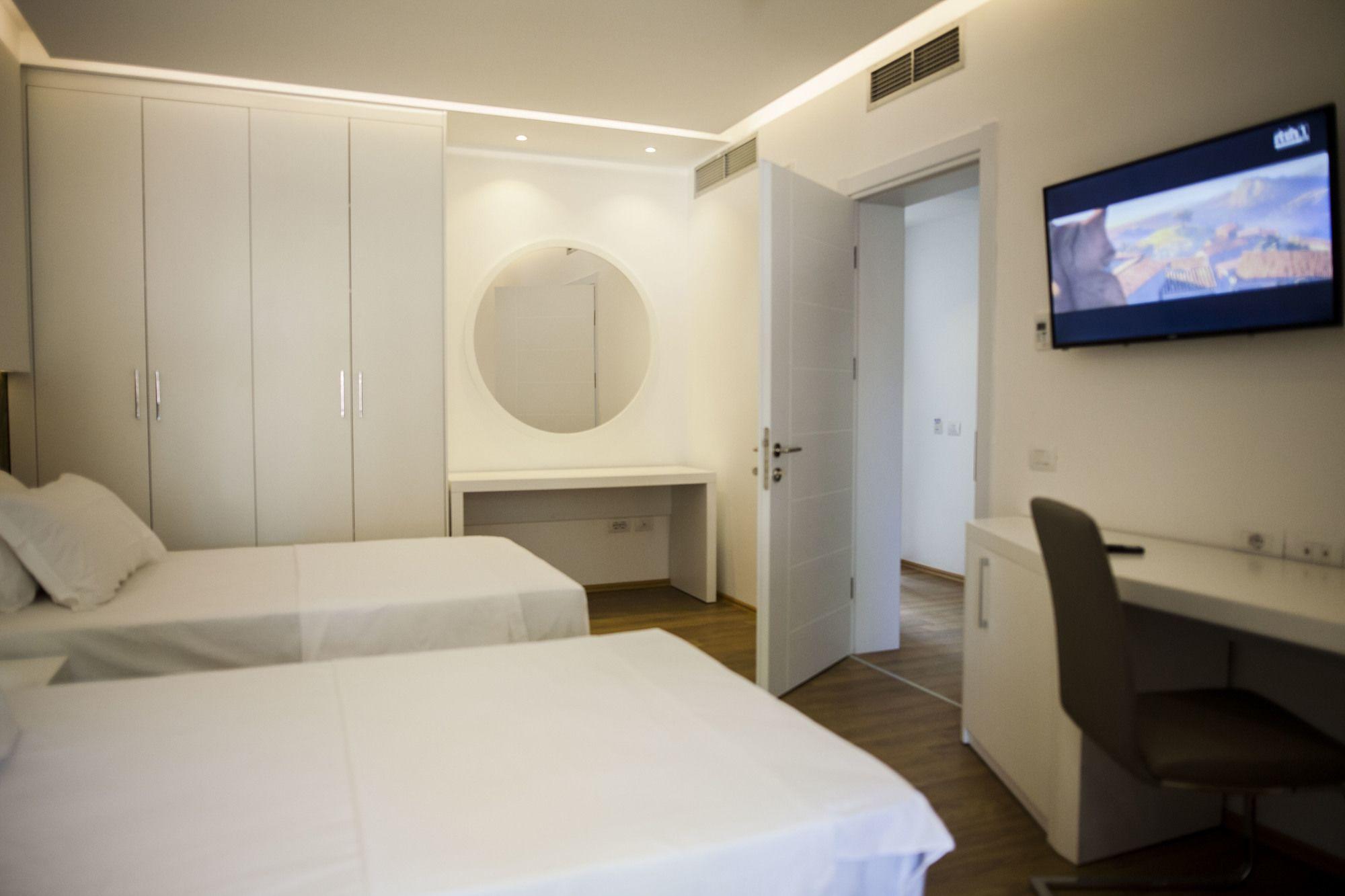 Prestige Hotel
